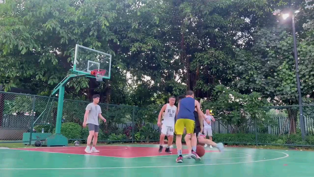 篮球力量训练计划表图片_2